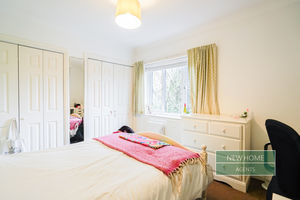 Photo 33- click for photo gallery